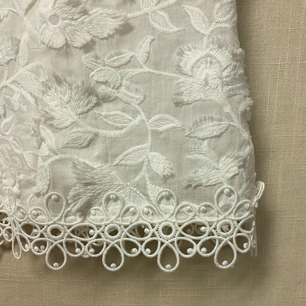 Elie Tahari Short-Sleeve Floral Applique & Lace Dress - Picture 6 of 7